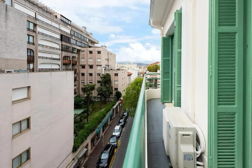 Louis Gallet Centre Juan Les Pins 50M Des Plages Антиб Апартаменты
