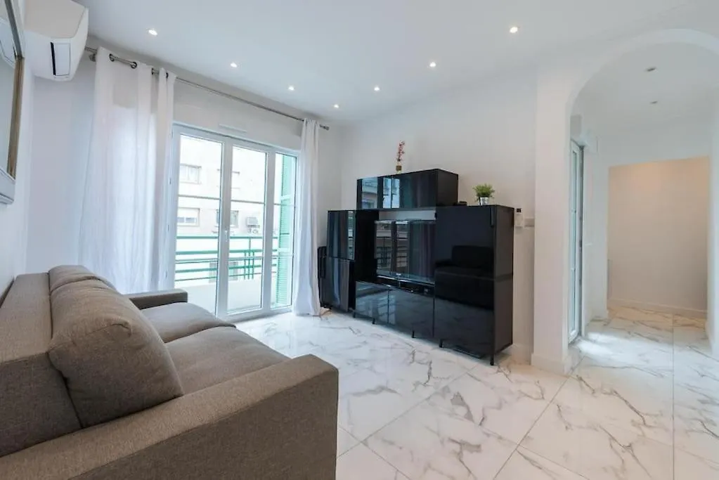 Louis Gallet Centre Juan Les Pins 50M Des Plages Antibes France